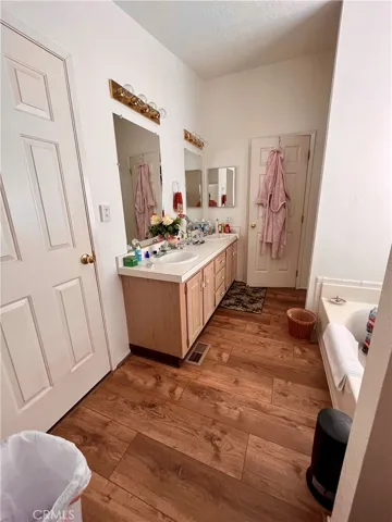 Double vanity