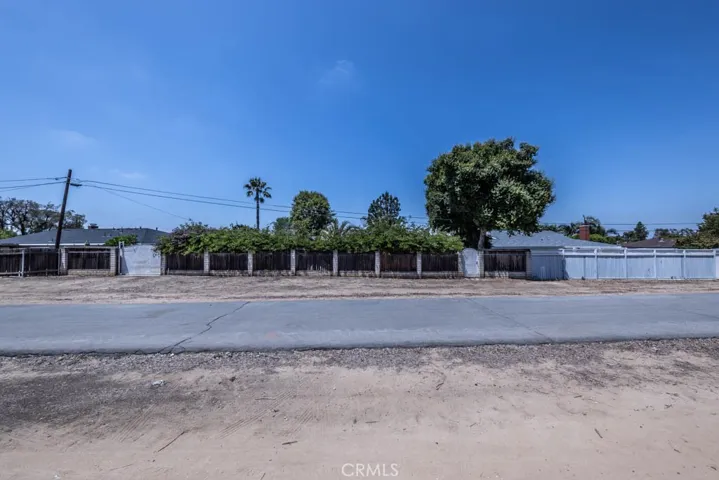 Outside fence/Gate on trail