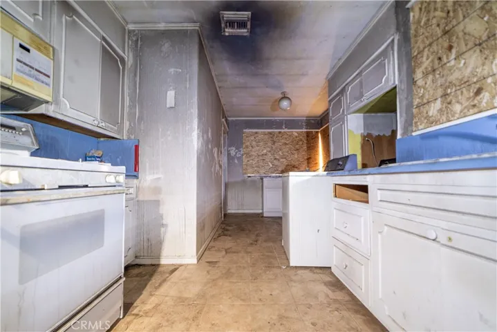 4828 Radford Avenue, Valley Village, California 91607