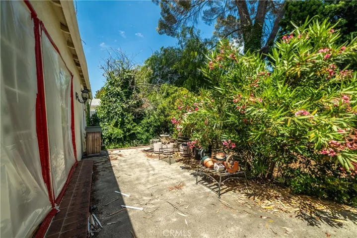 4828 Radford Avenue, Valley Village, California 91607