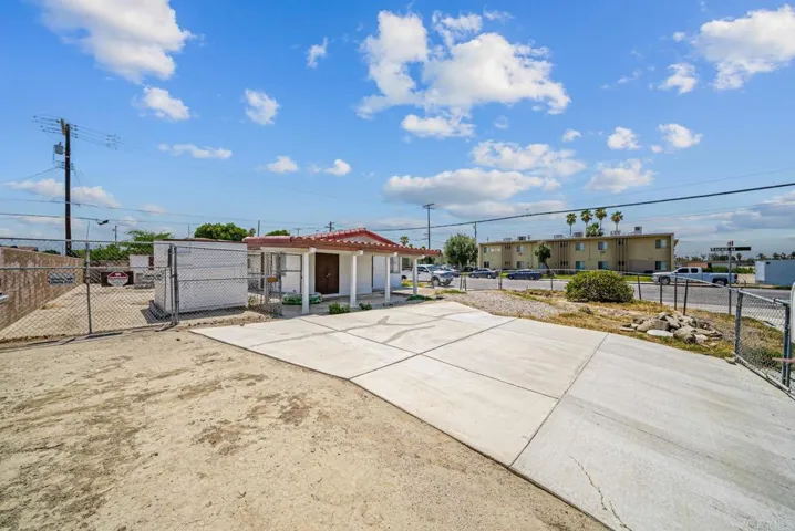 43976 Sola Street, Indio, California 92201