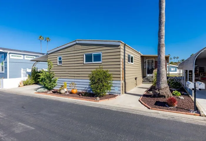 7110 Santa Barbara St, Carlsbad, California 92011