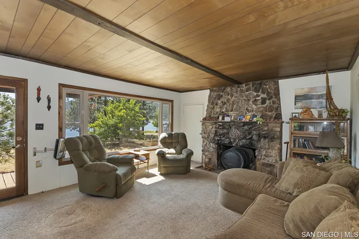39429 Point Rd, Big Bear, California 92315