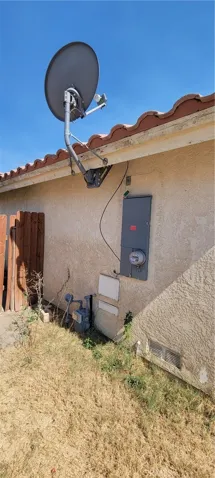 Utilities on Side of House