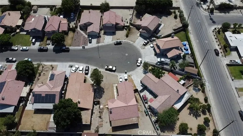 Overhead of entire cul-de-sac