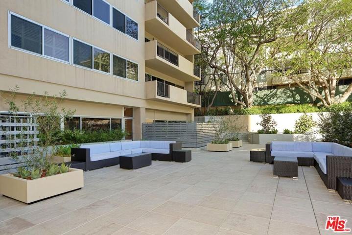 10450 Wilshire Boulevard Unit 6C, Los Angeles, California 90024