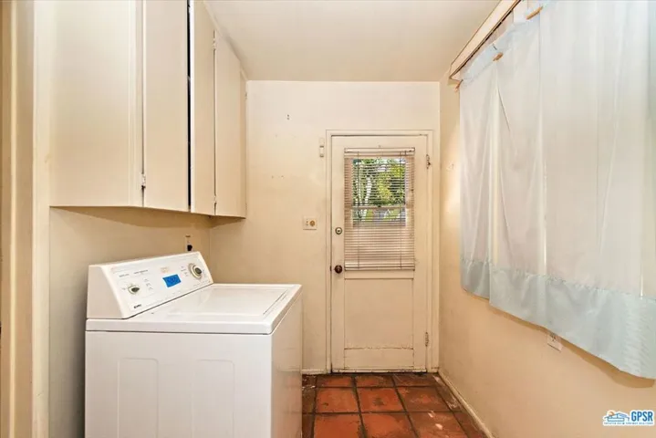 654 S Camino Real, Palm Springs, California 92264