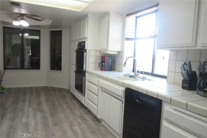 27971 Hummingbird Lane, Helendale, California 92342