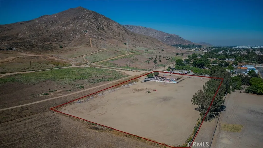 11273 Alder Avenue, Bloomington, California 92316 home-pic-15