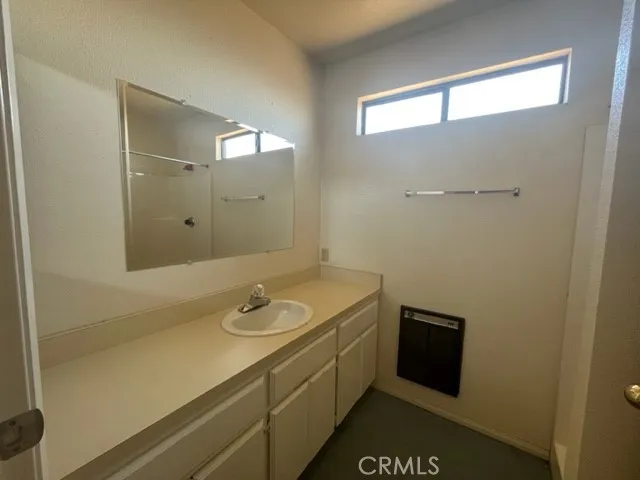 Bath vanity