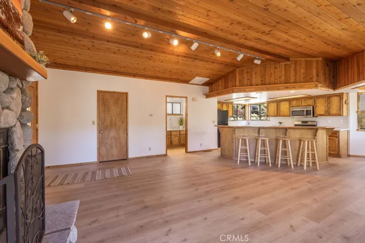 42625 Alta Vista Avenue, Big Bear, California 92315