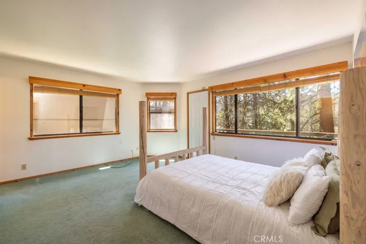42625 Alta Vista Avenue, Big Bear, California 92315
