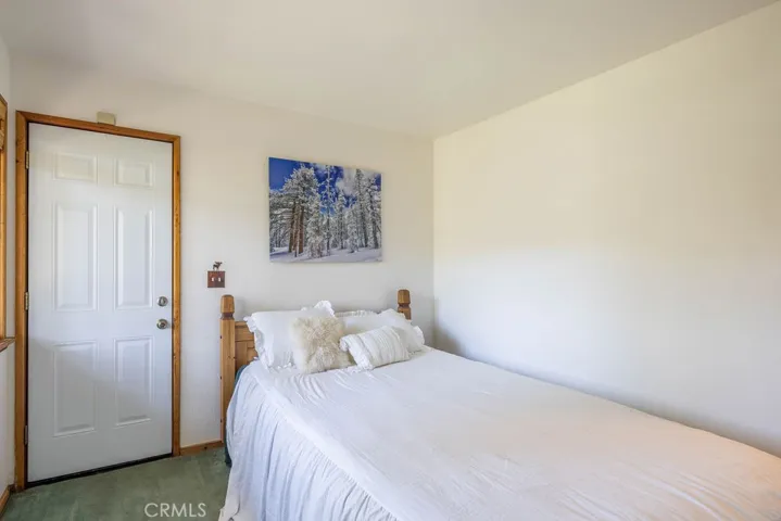 42625 Alta Vista Avenue, Big Bear, California 92315