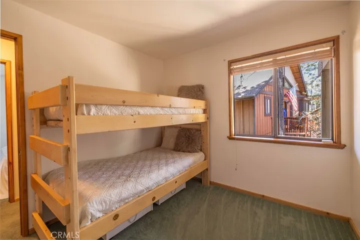 42625 Alta Vista Avenue, Big Bear, California 92315