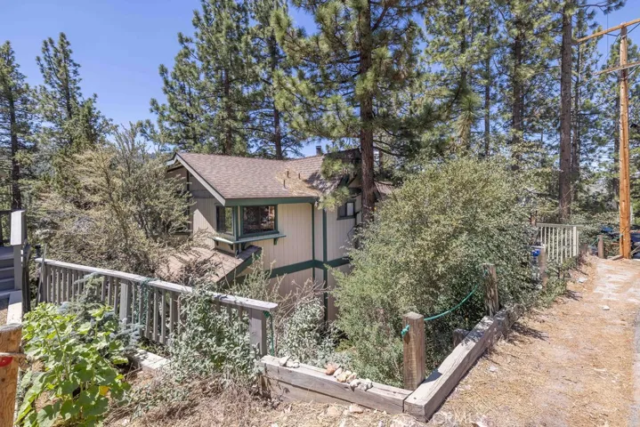 42625 Alta Vista Avenue, Big Bear, California 92315