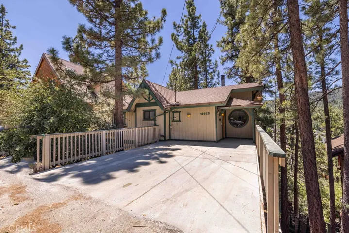42625 Alta Vista Avenue, Big Bear, California 92315