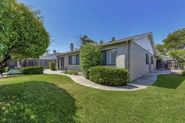 301 Chesapeake Avenue, Foster City, California 94404