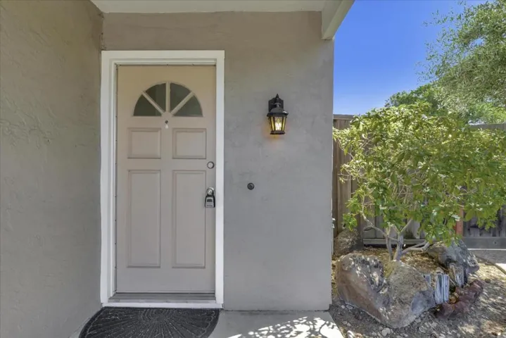 301 Chesapeake Avenue, Foster City, California 94404