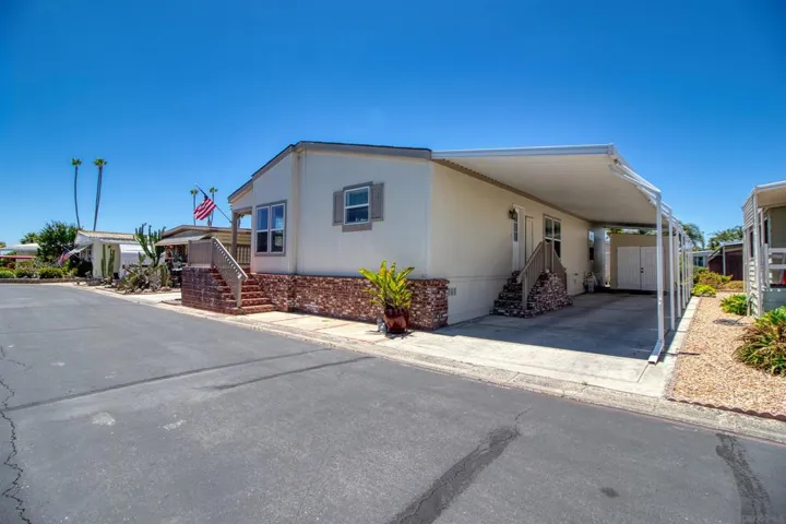 1600 E Vista Way Space 56, Vista, California 92084