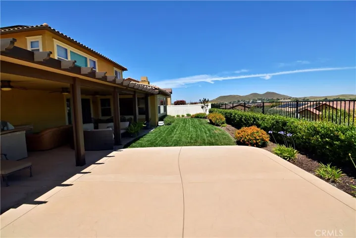 32574 Shadyview Street, Winchester, California 92596