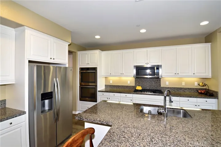 32574 Shadyview Street, Winchester, California 92596