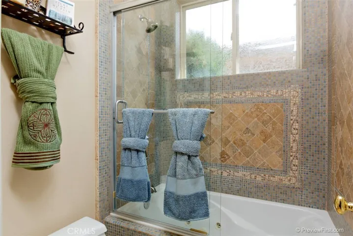 secondary bathroom