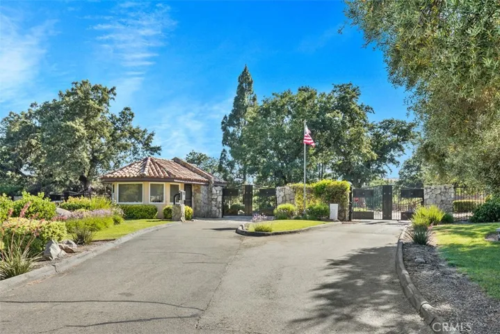 Guard station and Meadow Oaks gated community entrance