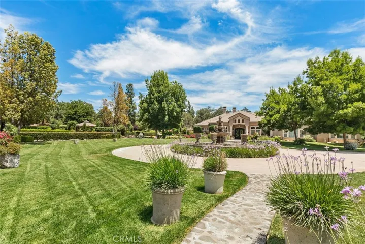 Brilliantly landscaped