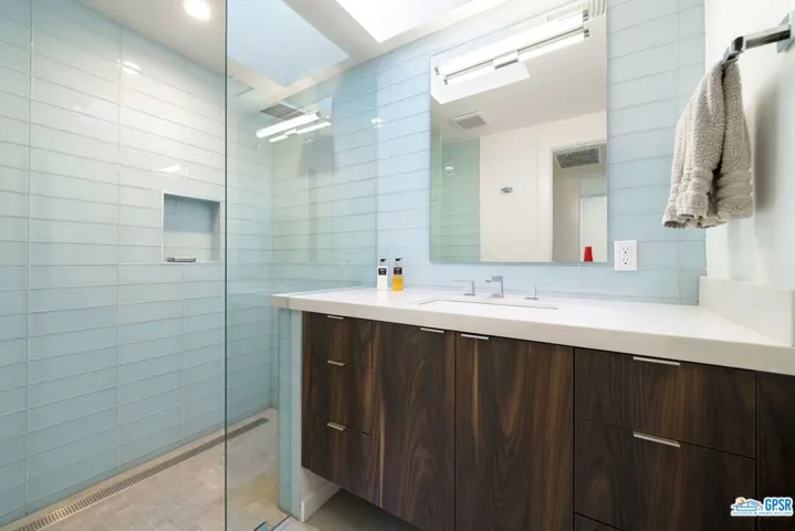 893 N Fair Circle, Palm Springs, California 92262