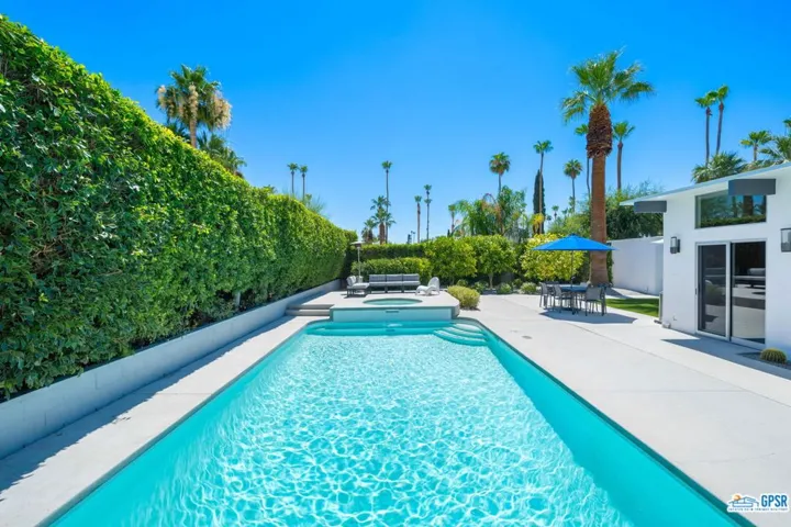 893 N Fair Circle, Palm Springs, California 92262
