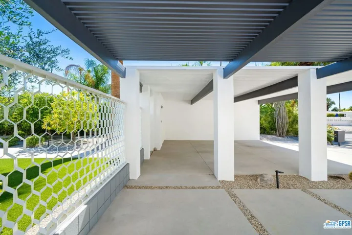 893 N Fair Circle, Palm Springs, California 92262