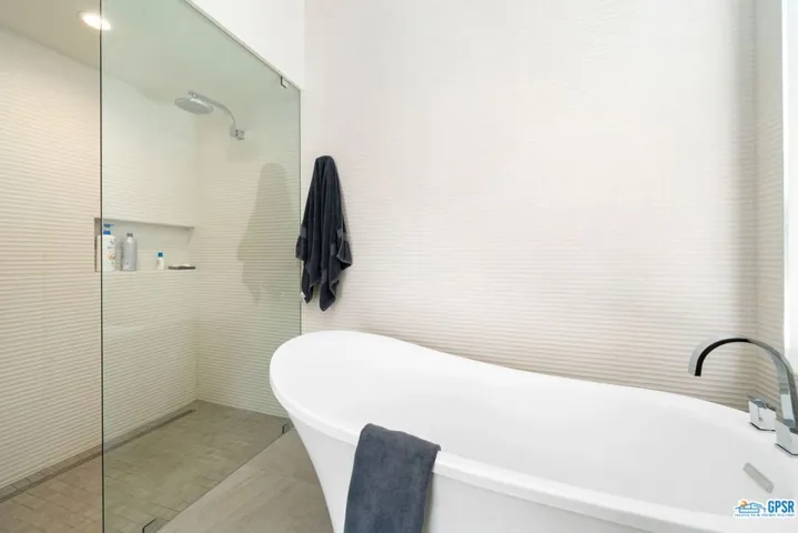 893 N Fair Circle, Palm Springs, California 92262