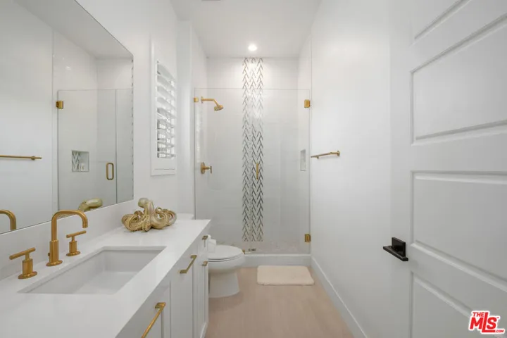 20150 Willoughby Lane, Porter Ranch, California 91326