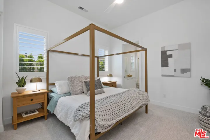 20150 Willoughby Lane, Porter Ranch, California 91326