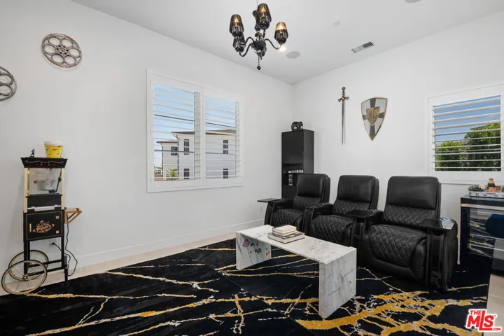 20150 Willoughby Lane, Porter Ranch, California 91326