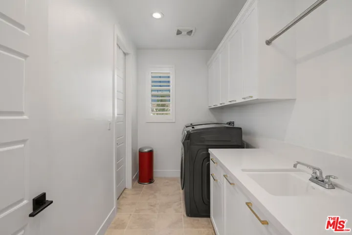 20150 Willoughby Lane, Porter Ranch, California 91326
