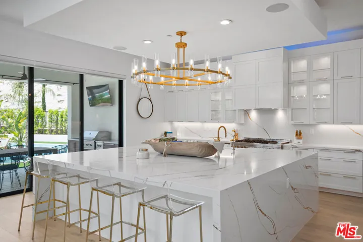 20150 Willoughby Lane, Porter Ranch, California 91326