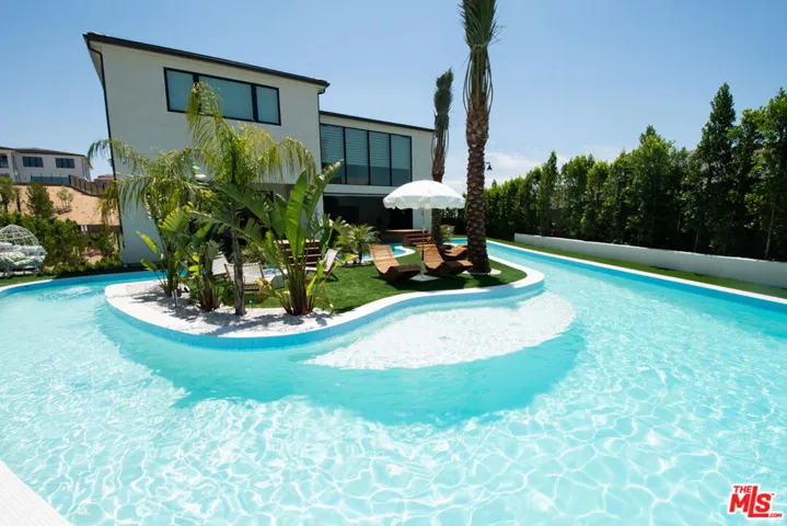 20150 Willoughby Lane, Porter Ranch, California 91326