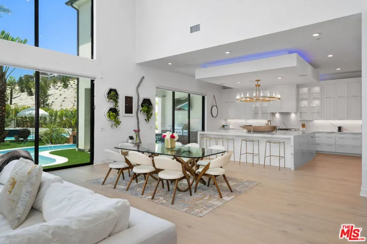20150 Willoughby Lane, Porter Ranch, California 91326