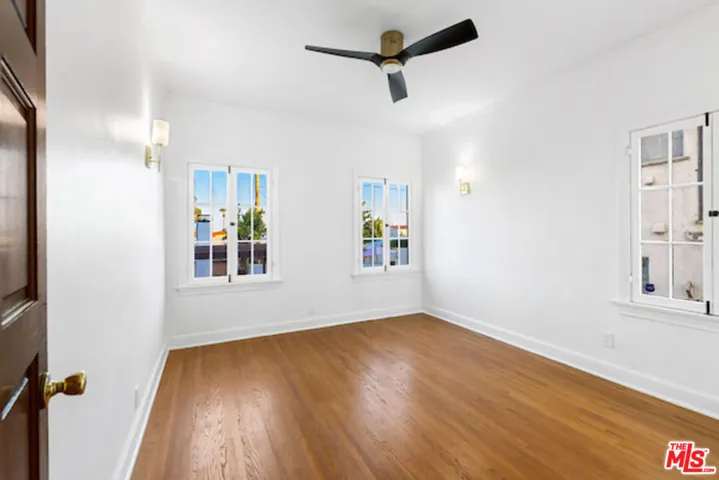 4900 Angeles Vista Boulevard, View Park, California 90043