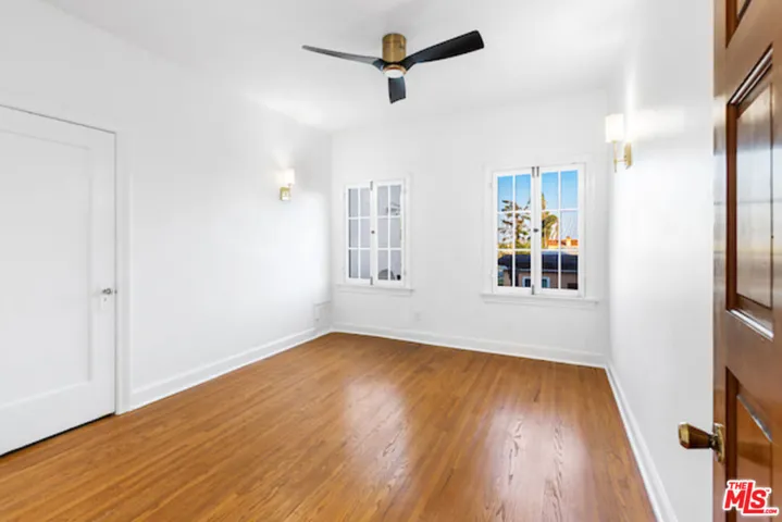 4900 Angeles Vista Boulevard, View Park, California 90043