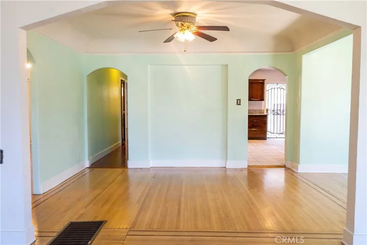 3833 2nd Avenue, Leimert Park, California 90008