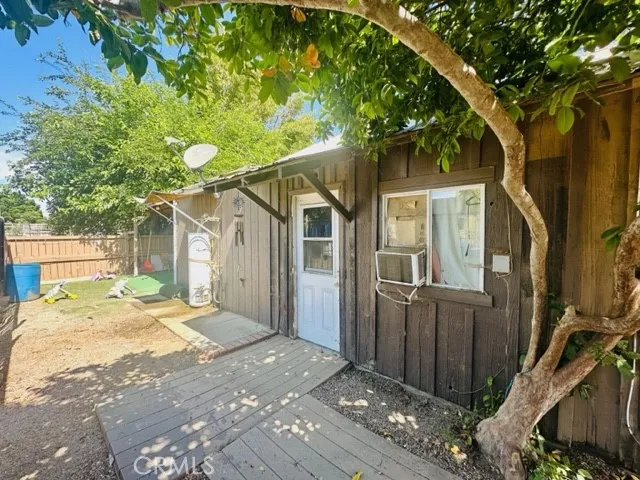 11366 Pipeline Avenue, Pomona, California 91766