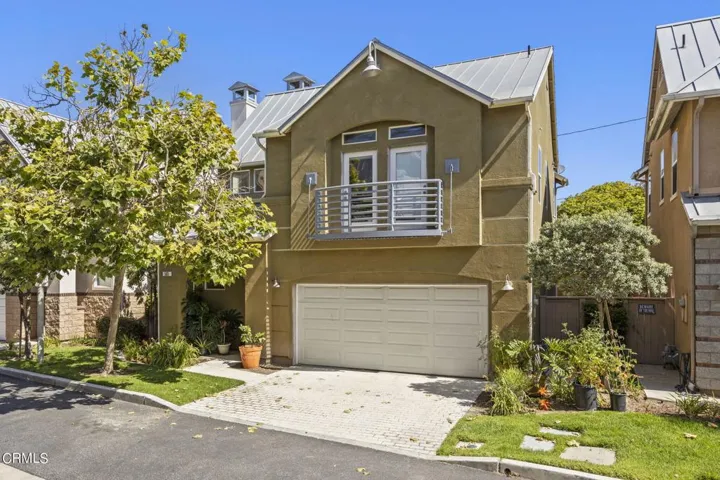 1-web-or-mls-Upmarketmedia_565She-8a