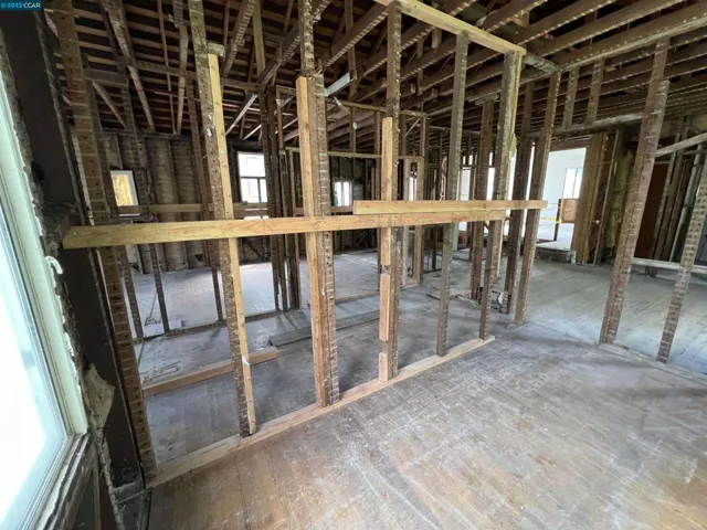 Upper level