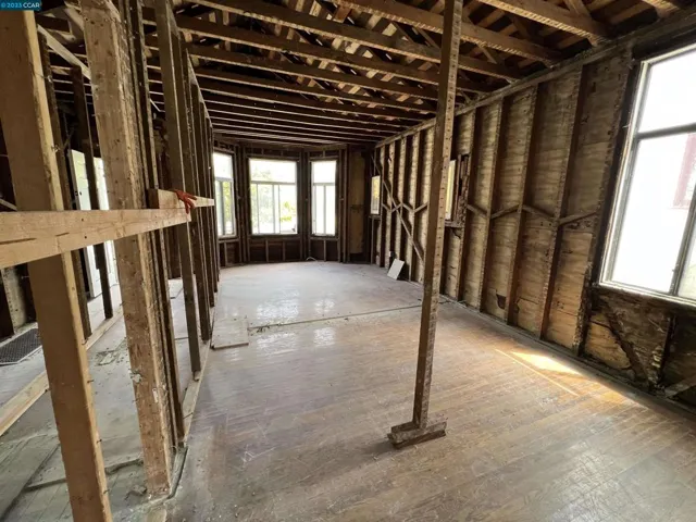 Upper Level