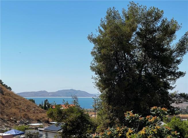 20605 Broadview Drive, Lake Mathews, California 92570