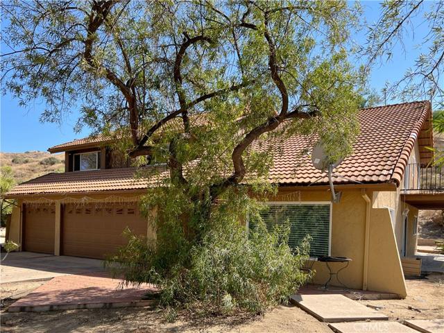 20605 Broadview Drive, Lake Mathews, California 92570