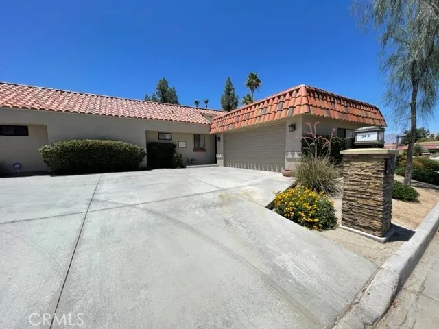 41075 La Costa Circle E, Palm Desert, California 92211