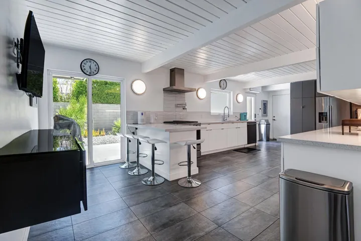 KITCHEN.jpg​​‌​​​​‌​​‌‌​​‌​​​‌‌​​​‌​​‌‌​​‌‌​​‌‌​​​​ mls